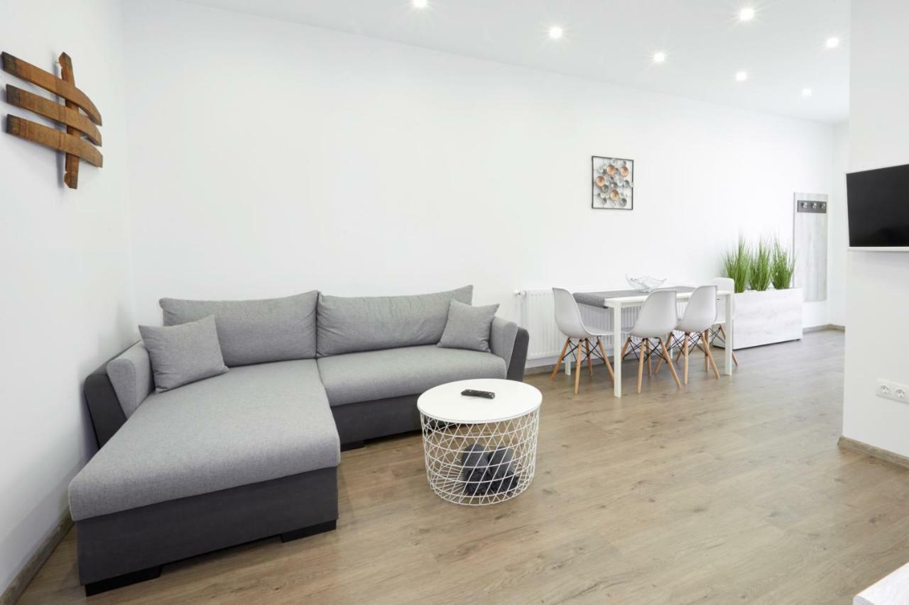 Főtér apartman II. Villány Exterior foto